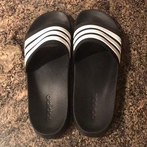 Adidas Men’s Cloudfoam Slides.